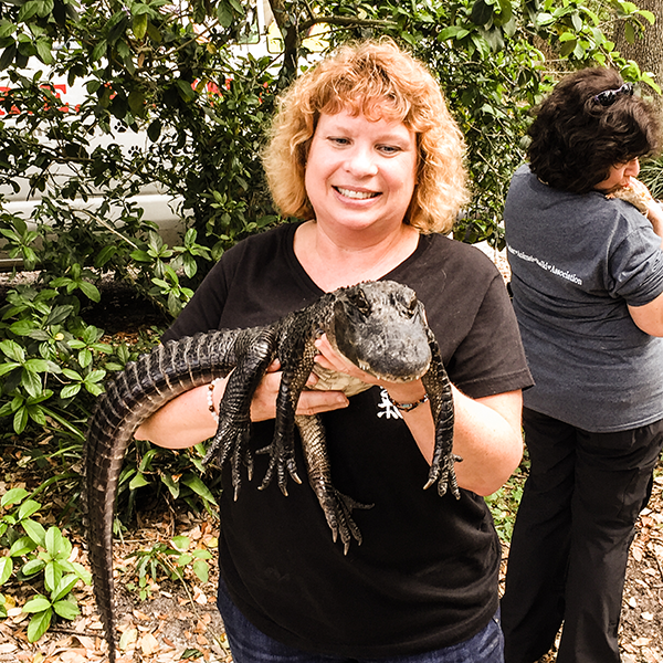 about-laura-thomas-animal-reiki about-laura-thomas-animal-reiki